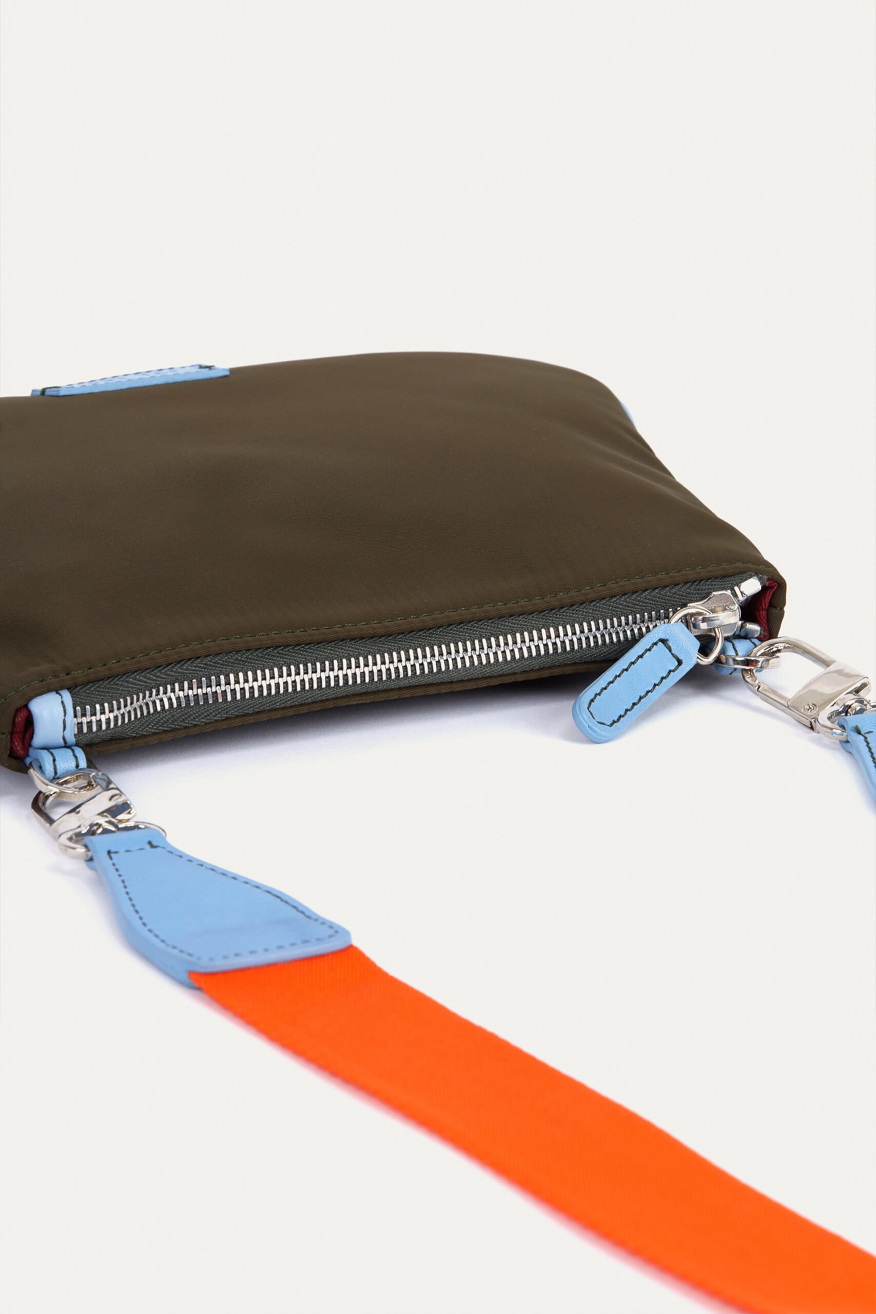 TL180 BAGS PILO NYLON KHAKI MULTICOLOR 05