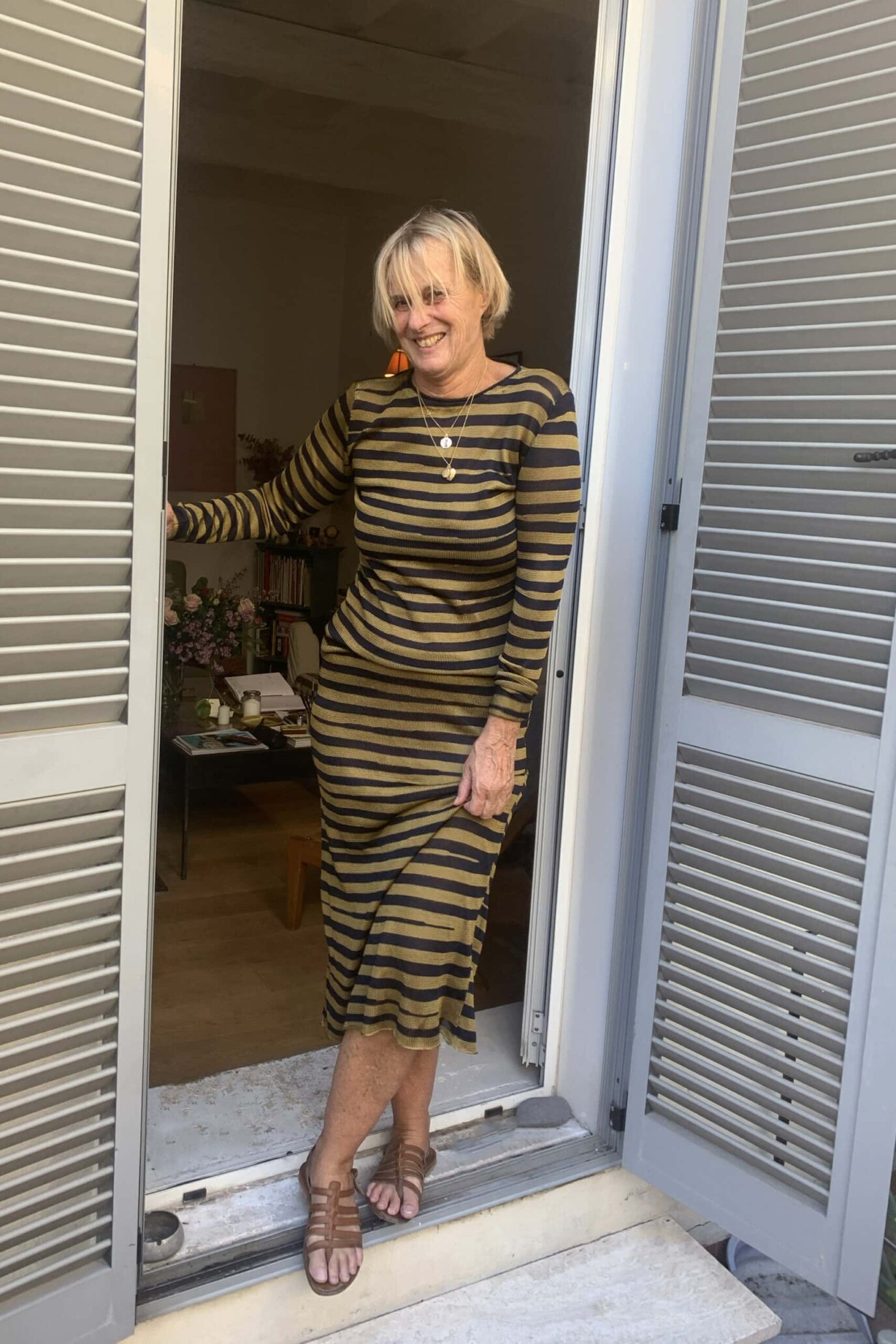 TL180 knitwear Momo Dress Oliva and Navy 01